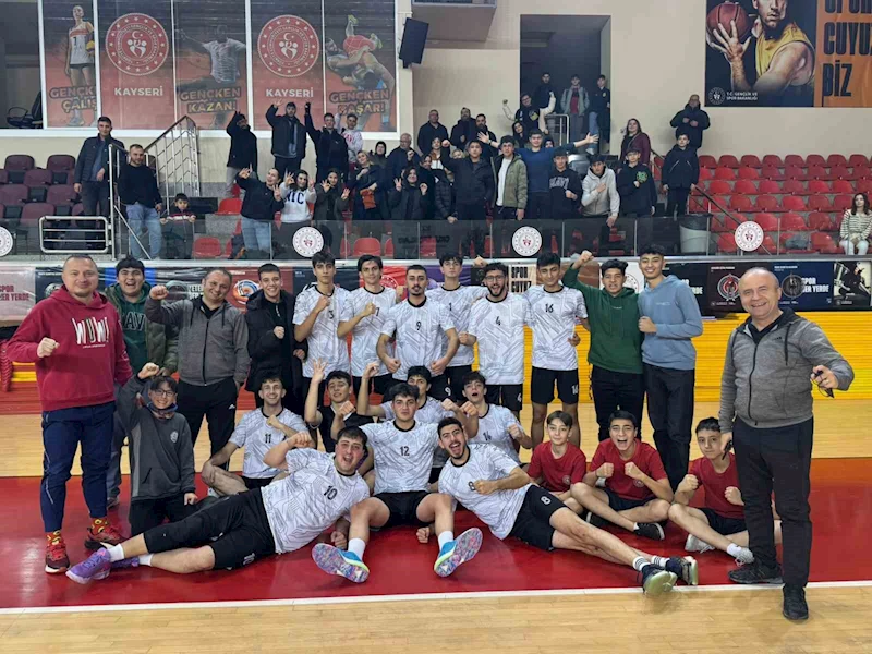 Kayseri Elit Voleybol fark attı
