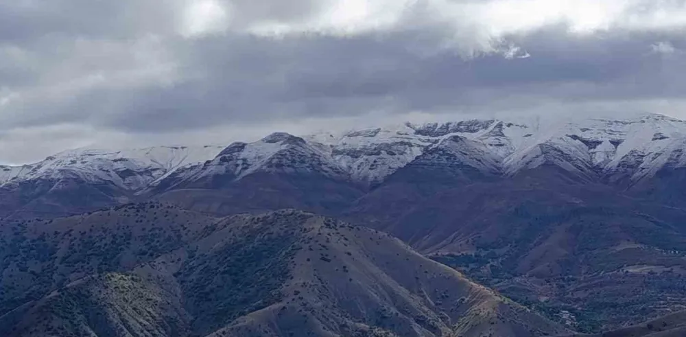 Malatya’da Yüksek Rakımlı Bölgelere Mevsimin İlk Karı Düştü