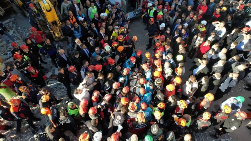 İki Can Kaybı Var, Bir Kişi Sağ Çıkarıldı