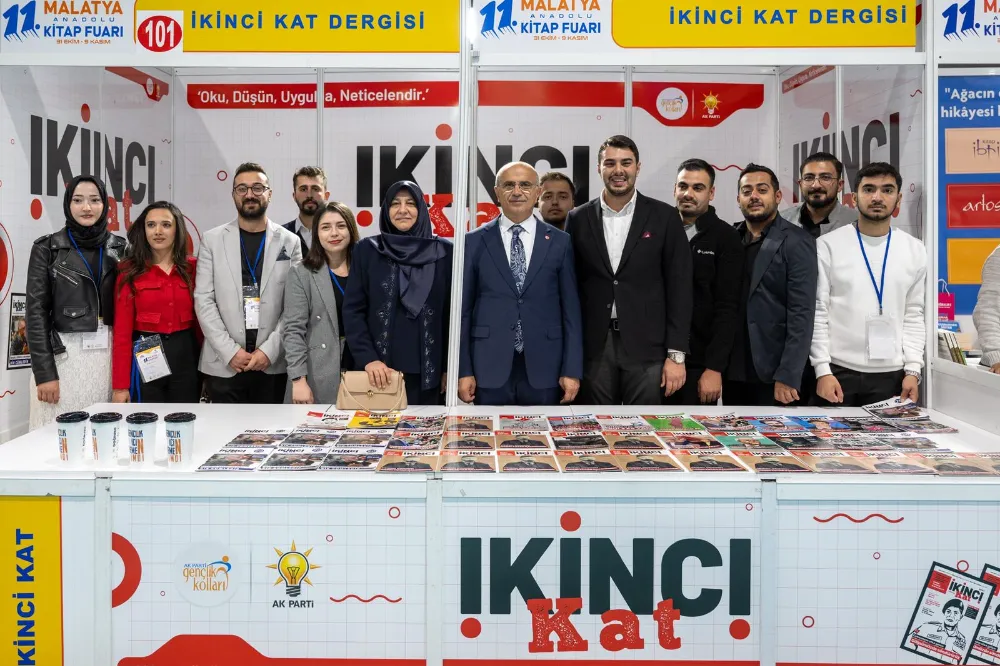 Başkan Er, Kitap Fuarında Yazarlarla Buluştu