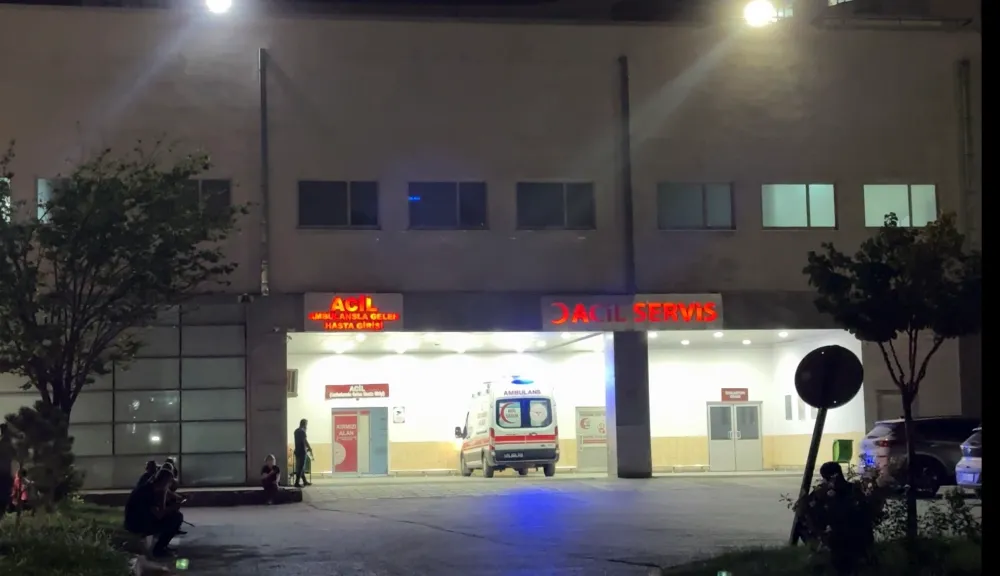 Silahı ile Uğraşırken Kazayla Kendisini Vuran Şahıs Yaralandı 