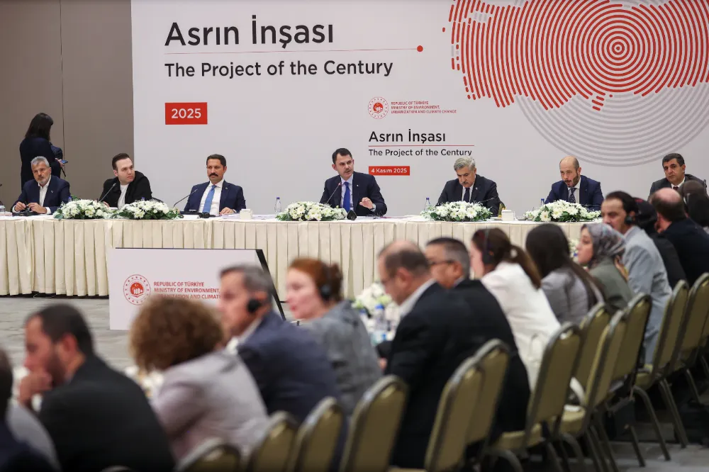 Bakan Kurum: “Deprem Bölgesinin Dirilişi, Türkiye’nin İstikbal Meselesidir”