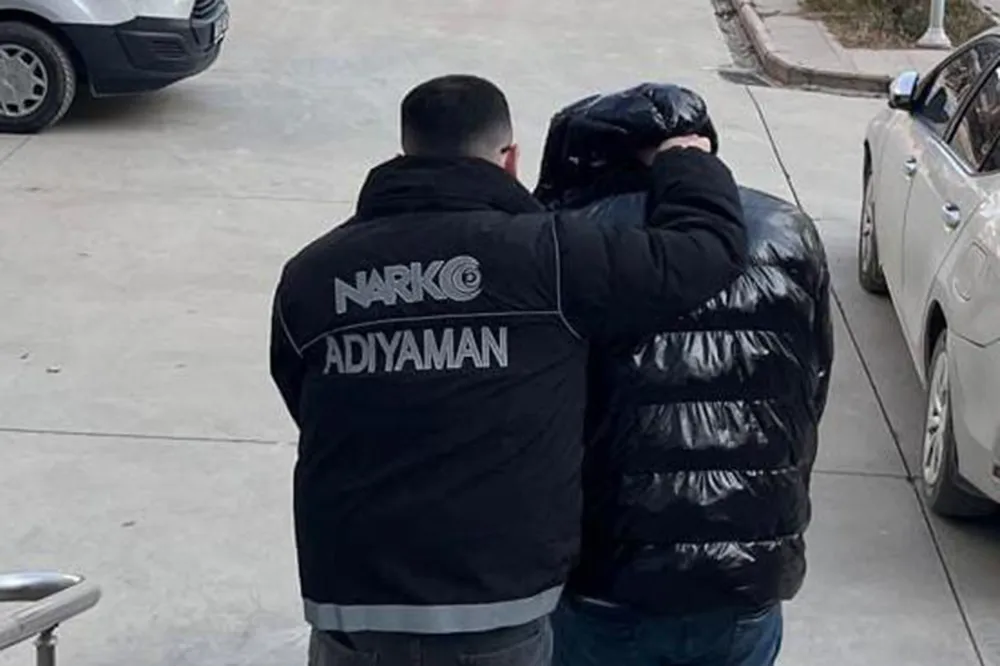 Çeşitli Suçlardan Araması Bulunan Şahıs Yakalandı
