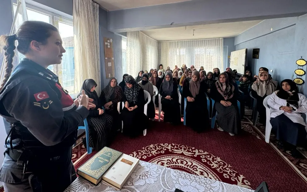Malatya Jandarmadan Kadınlara Bilinçlendirme Yapıldı