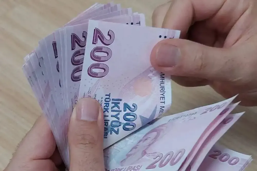 Emeklilere Bayram İkramiyesi: Fark Ödemeleri Bugün Başlıyor