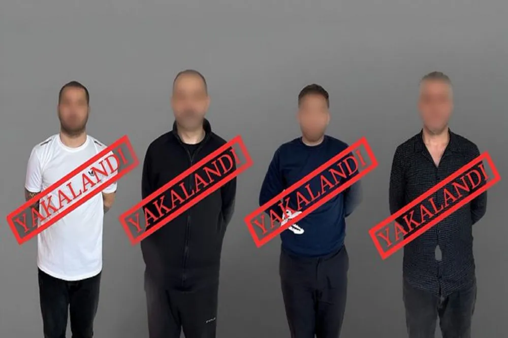 Kırmızı Bültenle Aranan 4 Şahıs Ülkeye Getirildi