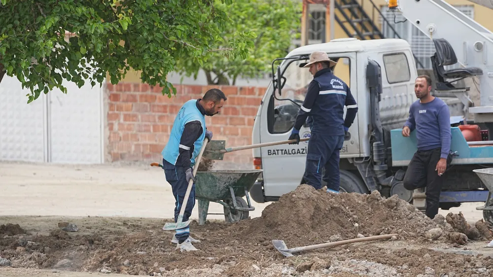 Dolamantepe Mahallesi’nde Park Ve Yol Düzenlemesi