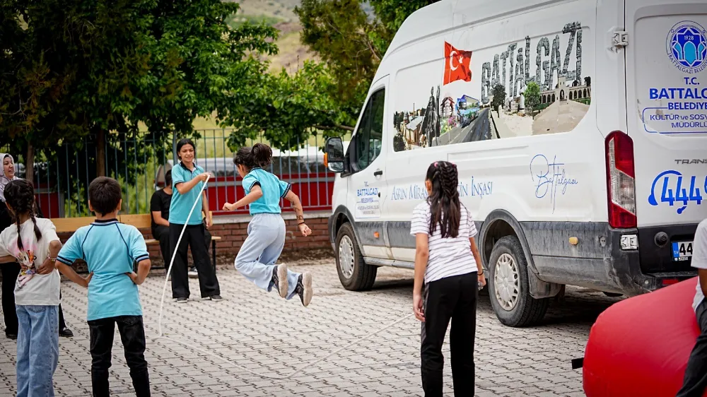 Battalgazi’de Aile Yılı Şenlikleri Sürüyor