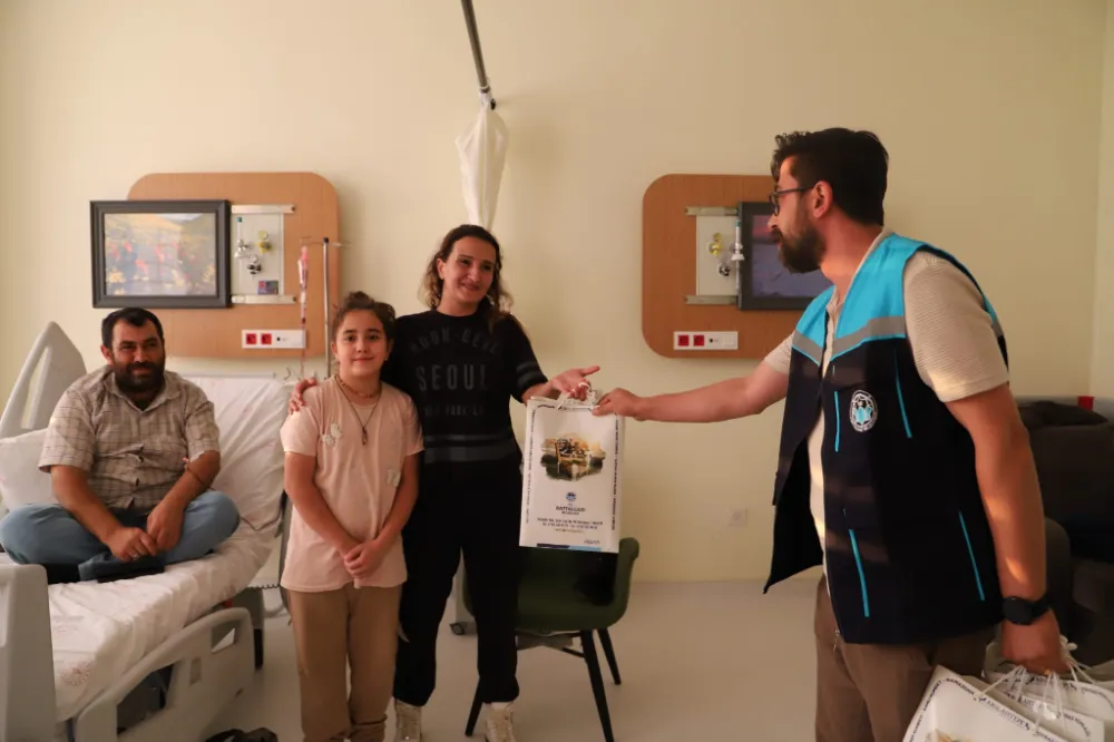 Battalgazi Belediyesi Hasta Refakatçilerine Destek Seti Dağıttı