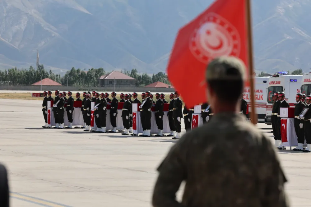 Şehitler Törenle Memleketlerine Uğurlandı