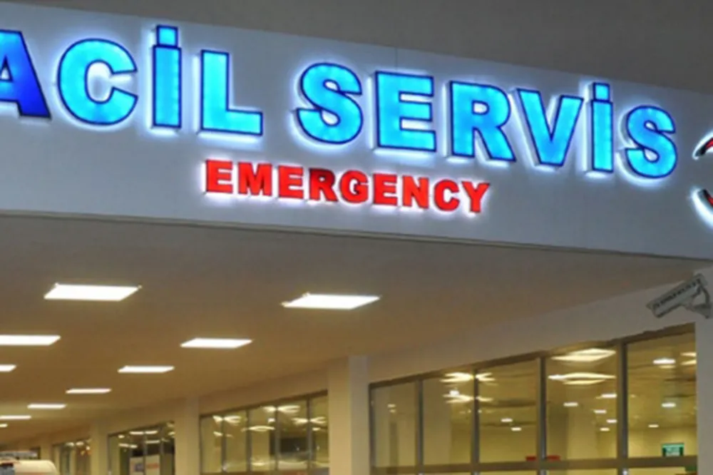 İş Mikseri İle Otomobil Çarpıştı: 6 Yaralı