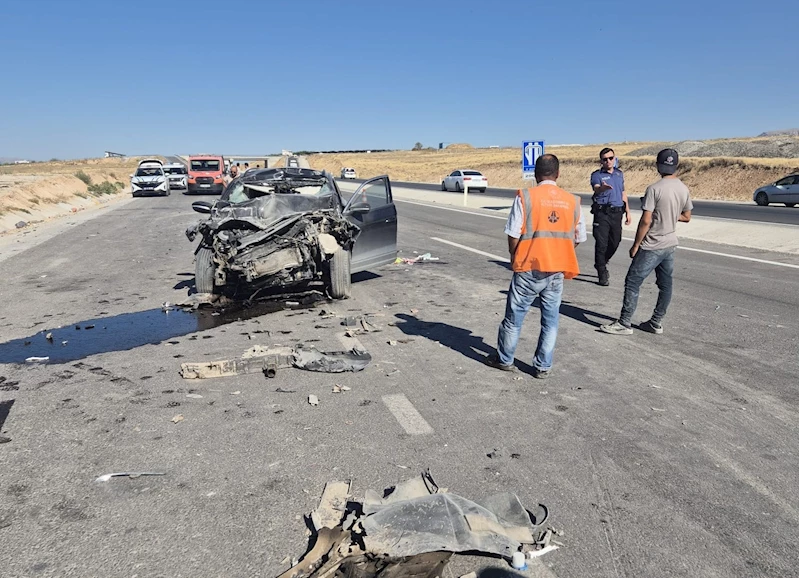 Malatya’da kamyon ile otomobil çarpıştı: 1 ölü
