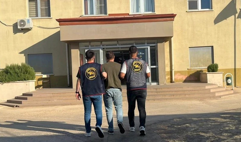 Kesinleşmiş 25 yıl cezayla aranan şahıs yakalandı
